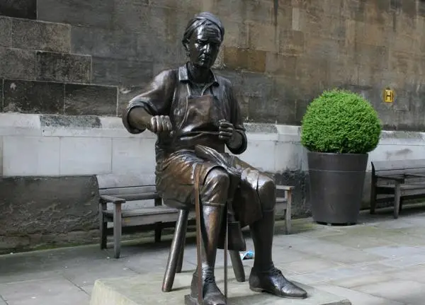 The Cordwainer sculpture