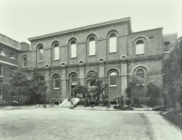 Front view of the infants school, at the Foundling Hospital, in 1912