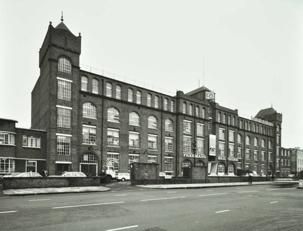 Front elevation of Freemans Mail Order Warehouse, 139 Clapham Road, Lambeth in 1980