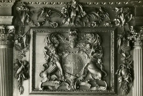 Grinling Gibbons' carving showing the Royal Arms of William III, and aquatic details at the New River Company Oak Room