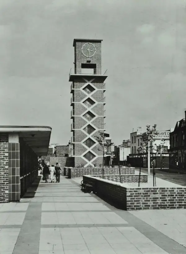 Lansbury Estate clocktower, 1952