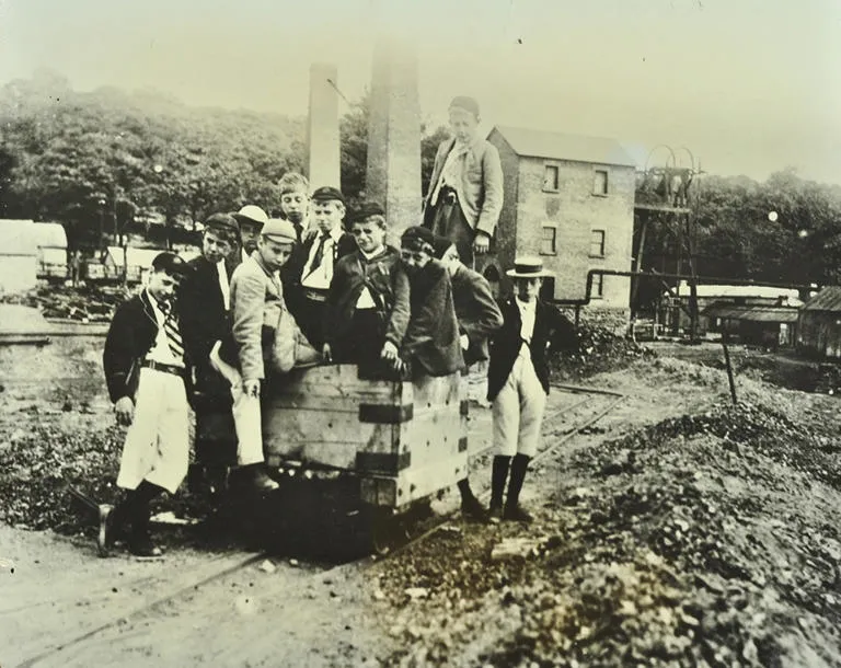 School Board children on a journey to the countryside, 1896