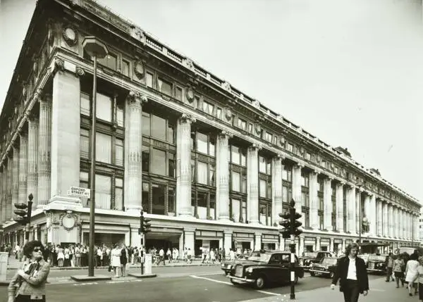 Selfridges department store in Oxford Street, corner of Orchard Street, 1971